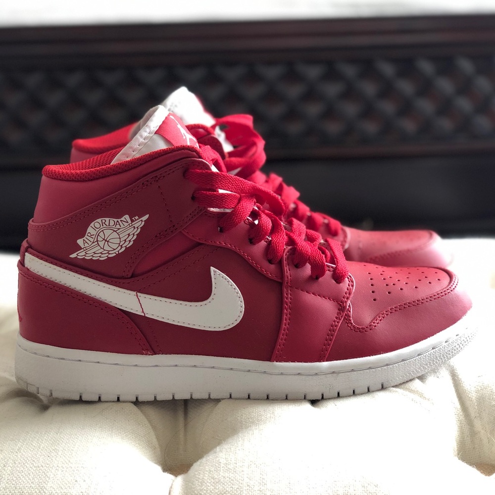 Air Jordan 1 Mid Gym Red / White White